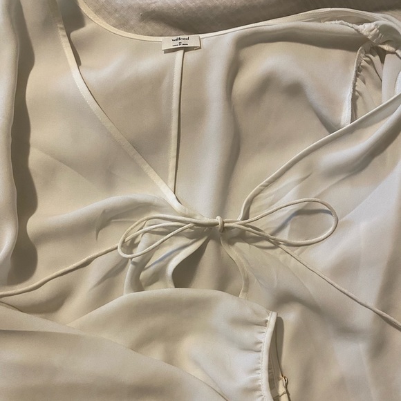 Aritzia White Blouse - Picture 2 of 5